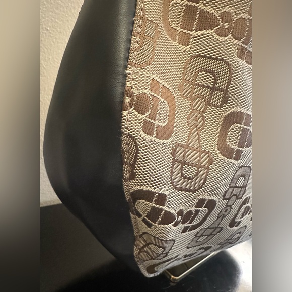 Gucci Large Horsebit Canvas and LeatherHobo Shoulder Bag EUC - Picture 4 of 10